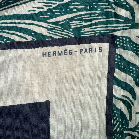 Hermes Brand New Cavalier en Formes shawl 140 - Picture 2 of 6